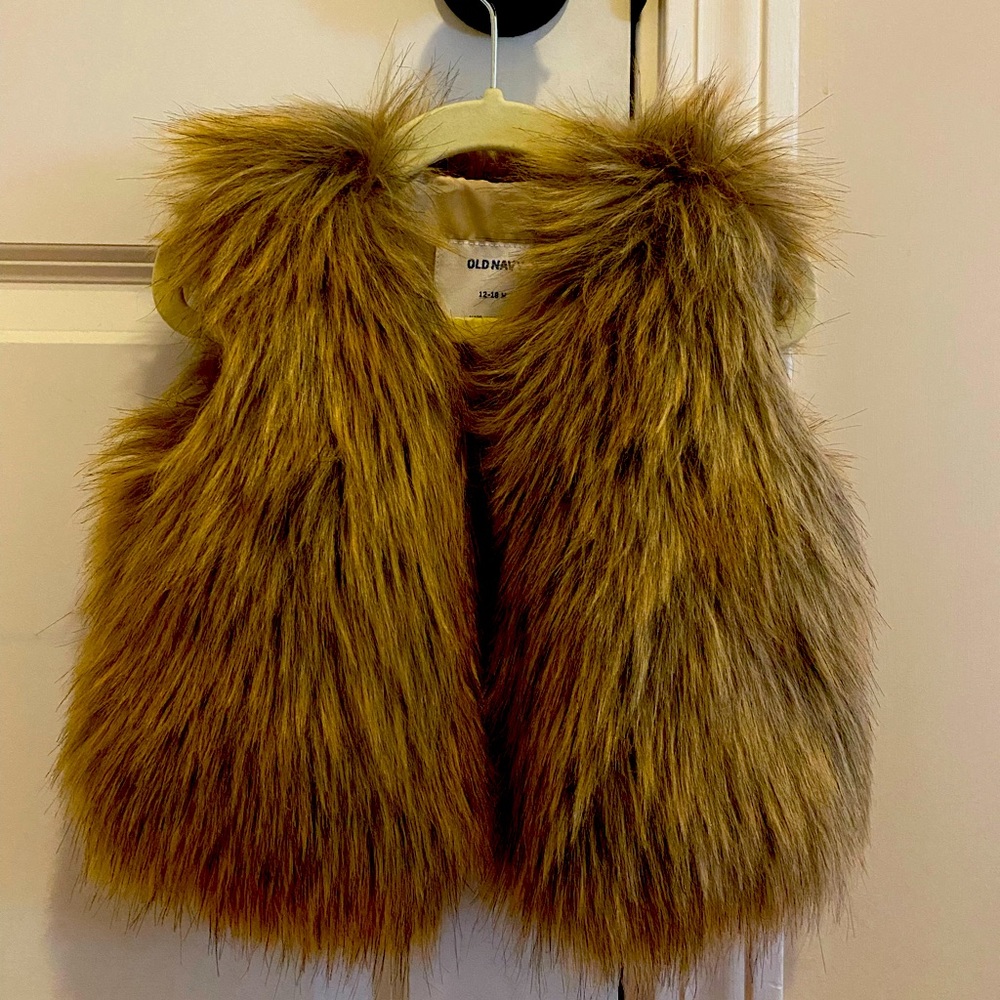 New with tags faux fur vest for toddler